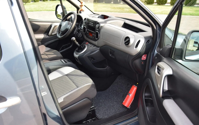 Peugeot Partner cena 24900 przebieg: 230000, rok produkcji 2010 z Chełmża małe 781